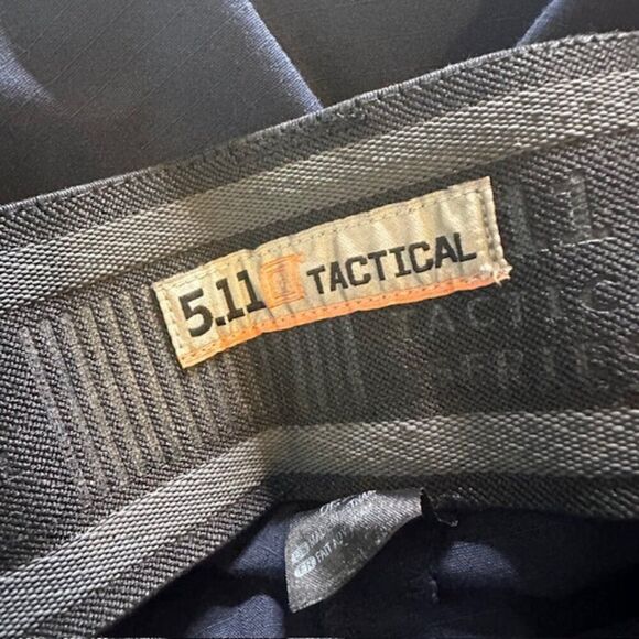 5.11 Tactical Utility Pants Size 40W x 28" IS in Midnight Navy - Picture 2 of 8